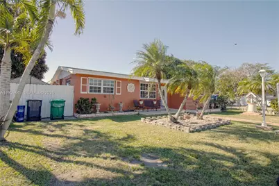 14982 SW 297th Ter, Homestead, FL 33033 - Photo 10