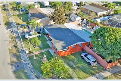 14982 SW 297th Ter, Homestead, FL 33033 - Photo 2