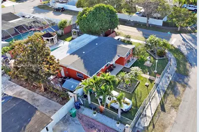 14982 SW 297th Ter, Homestead, FL 33033 - Photo 4