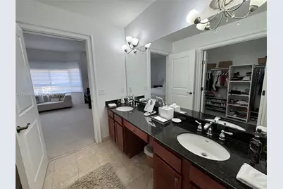 16100 Emerald Estates Dr #278, Weston, FL 33331 - Photo 14