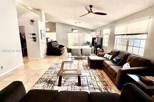 5470 Pine Cir, Coral Springs, FL 33067 - Photo 2