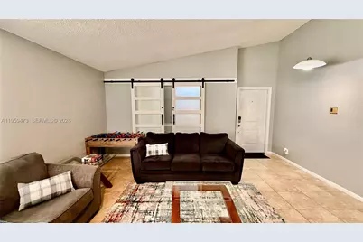 5470 Pine Cir, Coral Springs, FL 33067 - Photo 8