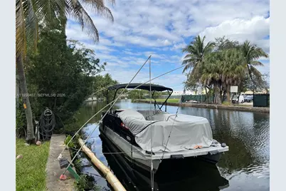 7715 NE 5th Ave, Miami, FL 33138 - Photo 8