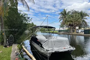 7715 NE 5th Ave, Miami, FL 33138 - Photo 8