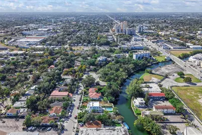 7715 NE 5th Ave, Miami, FL 33138 - Photo 30