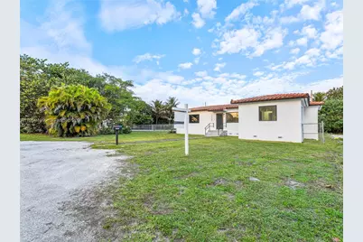 14545 Garden Dr, Miami, FL 33168 - Photo 28