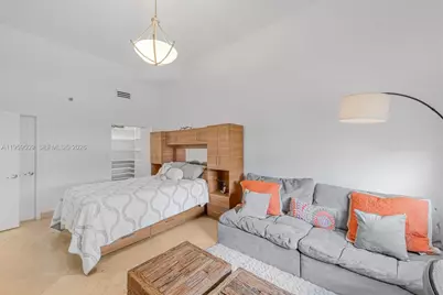 540 Brickell Key Dr #500, Miami, FL 33131 - Photo 10