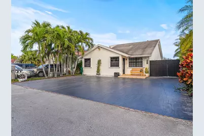 951 SW 124th Ct, Miami, FL 33184 - Photo 2