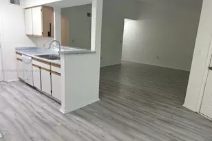 2420 NW 33rd St, Oakland Park, FL 33309 - Photo 10