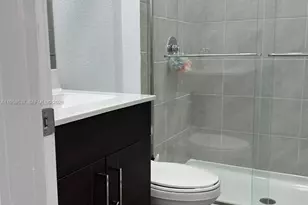 613 NE 5th St, Florida City, FL 33034 - Photo 8