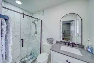 1918 SE 5th Ct, Cape Coral, FL 33990 - Photo 6