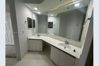 3245 NE 184 St #13304, Aventura, FL 33160 - Photo 10