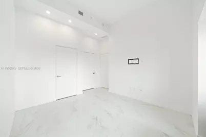 480 NE 31st St #PH5101, Miami, FL 33137 - Photo 24