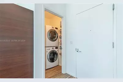 1900 N Bayshore Dr #506, Miami, FL 33132 - Photo 14