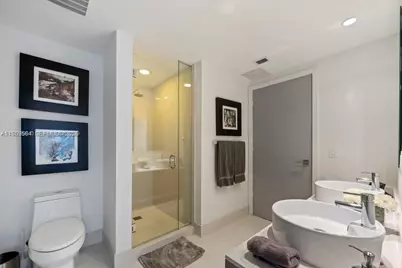 121 NE 34th St #L401, Miami, FL 33137 - Photo 16