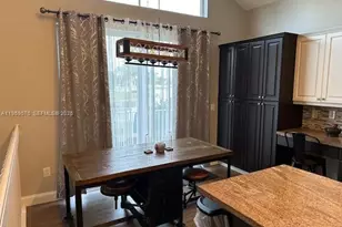 1471 NW 159th Ave, Pembroke Pines, FL 33028 - Photo 4