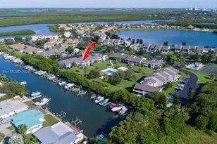 3212 S Lakeview Cir, Fort Pierce, FL 34949 - Photo 6