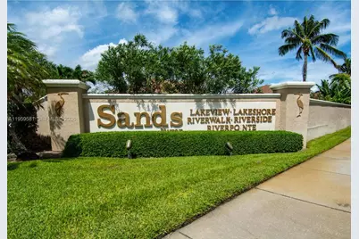 3212 S Lakeview Cir #10204, Fort Pierce, FL 34949 - Photo 1