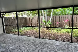 1540 NW 98th Terrace, Pembroke Pines, FL 33024 - Photo 32