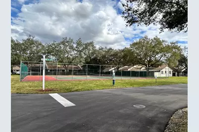 1540 NW 98th Ter, Pembroke Pines, FL 33024 - Photo 58