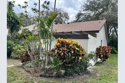 1540 NW 98th Ter, Pembroke Pines, FL 33024 - Photo 6