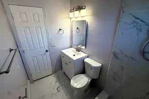 14407 NE 5th Ave, Miami, FL 33161 - Photo 10