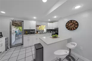 11021 SW 4th St, Sweetwater, FL 33174 - Photo 8