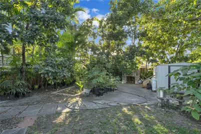 11021 SW 4th St, Sweetwater, FL 33174 - Photo 44