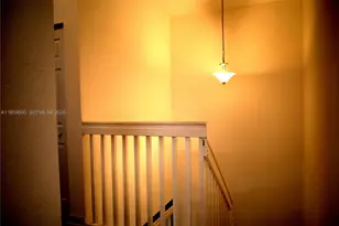 8915 W 35th Ave, Hialeah, FL 33018 - Photo 32