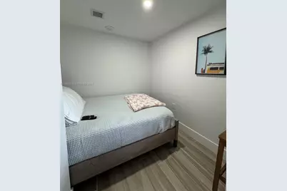 9273 Collins Ave #810, Surfside, FL 33154 - Photo 6