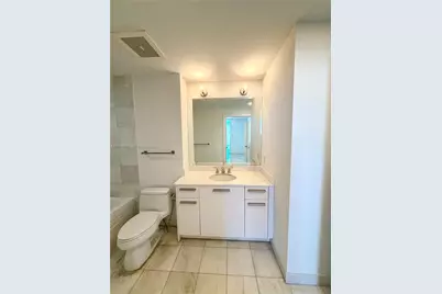 1060 Brickell Ave #2113, Miami, FL 33131 - Photo 24