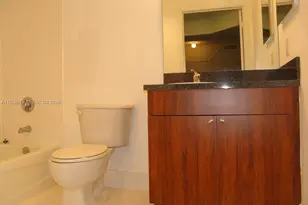 115 SW 11th St, Miami, FL 33130 - Photo 14