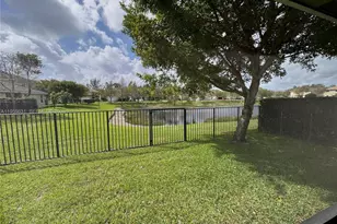 4830 Foxtail Palm Ct, Greenacres, FL 33463 - Photo 4