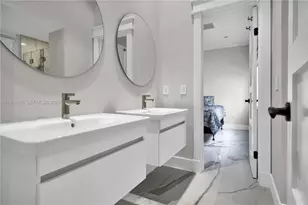 4363 Nautilus Dr, Miami Beach, FL 33140 - Photo 22