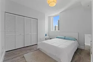 253 NE 2nd St, Miami, FL 33132 - Photo 26