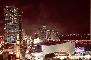 253 NE 2nd St, Miami, FL 33132 - Photo 16