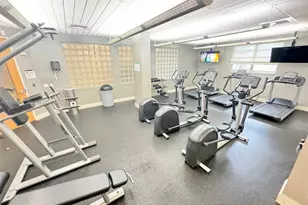 3901 S Ocean Dr, Hollywood, FL 33019 - Photo 32