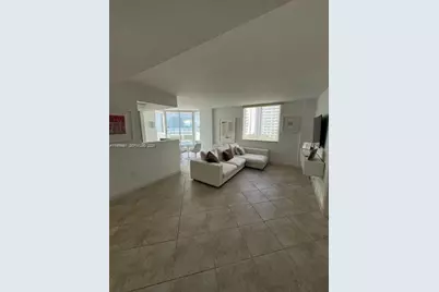 1621 Bay Rd #708, Miami Beach, FL 33139 - Photo 1
