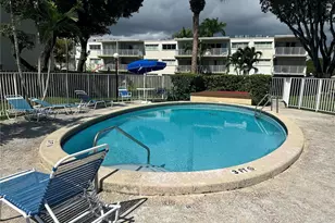 7713 SW 88th St, Miami, FL 33156 - Photo 14