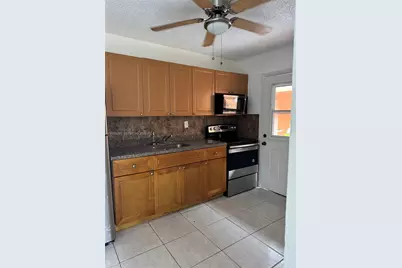 50 W 23rd St #8, Hialeah, FL 33010 - Photo 4