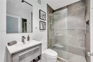 540 Brickell Key Dr, Miami, FL 33131 - Photo 16