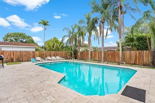 1113 N 46th Terrace, Hollywood, FL 33021 - Photo 8