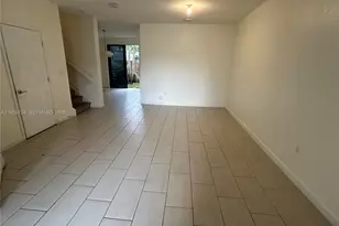 6501 N Anise Ct, Davie, FL 33314 - Photo 4