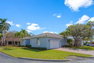 2570 SE 4th Pl, Homestead, FL 33033 - Photo 2