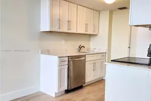 18181 NE 31st Ct, Aventura, FL 33160 - Photo 10