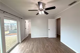 8721 NW 47th St, Lauderhill, FL 33351 - Photo 10