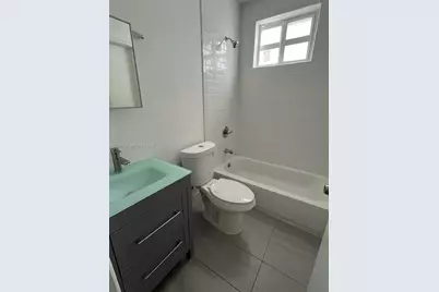 321 SW 9th Ave #03, Miami, FL 33130 - Photo 6