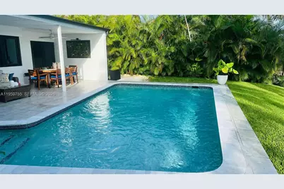 6705 Ficus Dr, Miramar, FL 33023 - Photo 2