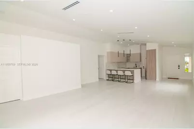 4420 Dogwood Cir #4420, Weston, FL 33331 - Photo 10