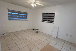 9520 SW 8th St, Miami, FL 33174 - Photo 28